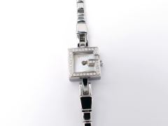 Gucci Mini G 102 White Mother of Pearl 14mm Square Dial 32 Diamonds
